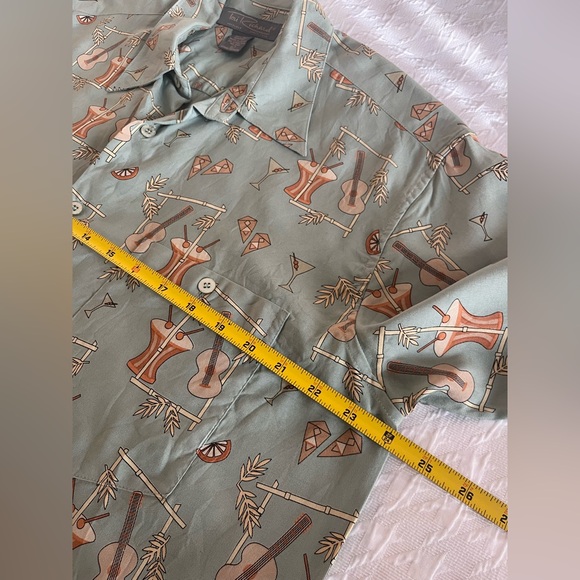Tori Richard Mens 100% Silk Shirt Hawaiian Camp Green Martini Bongo Drum Ukulele - Picture 7 of 10